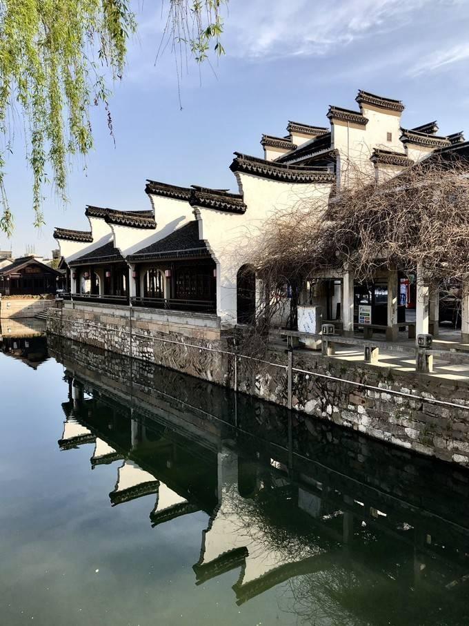 伟大2-1，女足大将海外爆发，2传4射狂造6球，中国女足忍不住发文